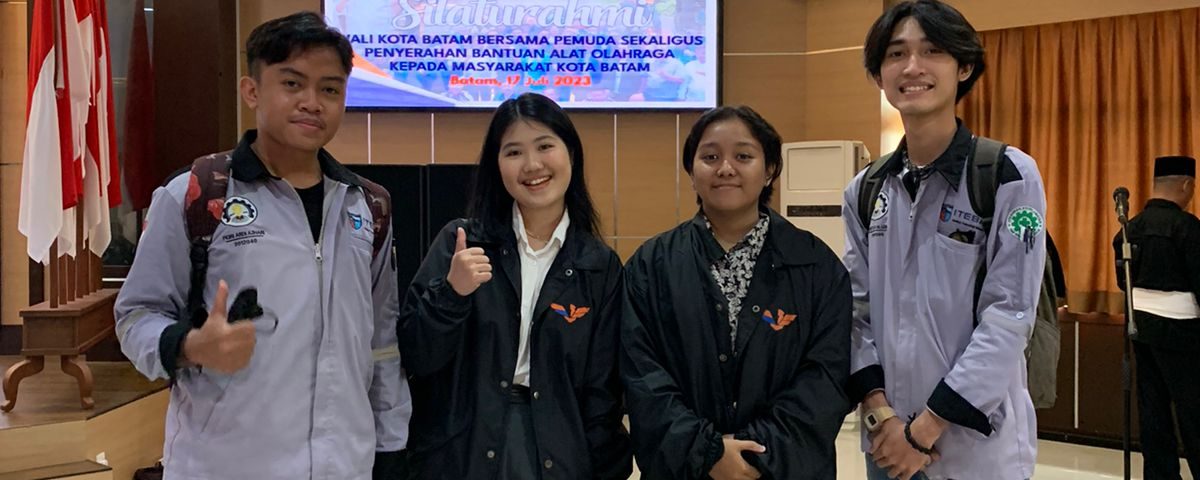 HIMASA dan HIMADE ITEBA Meriahkan Acara Silaturahmi Wali Kota Batam Bersama Pemuda Sekaligus Penyerahan Bantuan Alat Olahraga Kepada Masyarakat Kota Batam