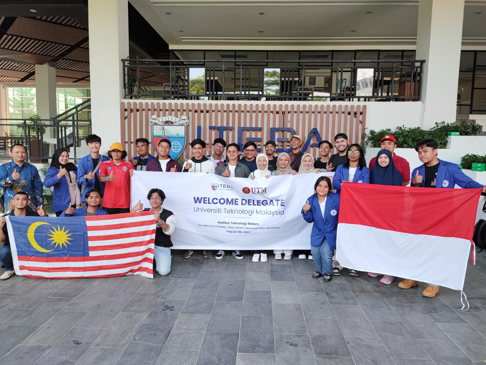 Membahas Potensi Kerjasama, CEE (Center for Engineering Education) Universiti Teknologi Malaysia (UTM) Kunjungi Kampus ITEBA dengan Membawa 14 orang Mahasiswa