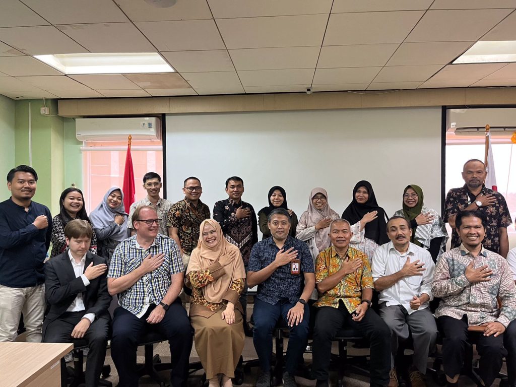 Dosen ITEBA yang tergabung dalam Tim Program Kolaborasi Riset (PKR), melakukan FORUM GROUP DISCUSSION OF RESEARCH COLLABORATION CENTER FOR NANOCELLULOSE, BIOMASS, AND BIOREFINERY di BRIN Bogor