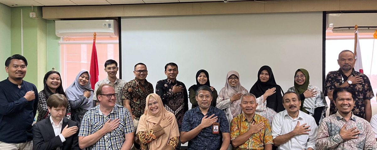 Dosen ITEBA yang tergabung dalam Tim Program Kolaborasi Riset (PKR), melakukan FORUM GROUP DISCUSSION OF RESEARCH COLLABORATION CENTER FOR NANOCELLULOSE, BIOMASS, AND BIOREFINERY di BRIN Bogor