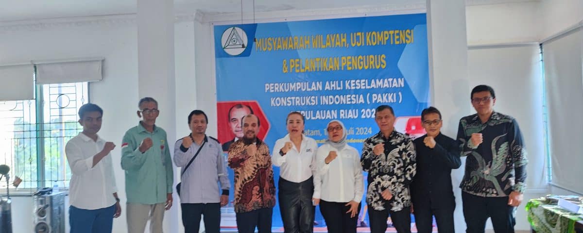 Wakil Rektor 1 ITEBA Hadiri Pelantikan DPW PAKKI Provinsi Kepulauan Riau