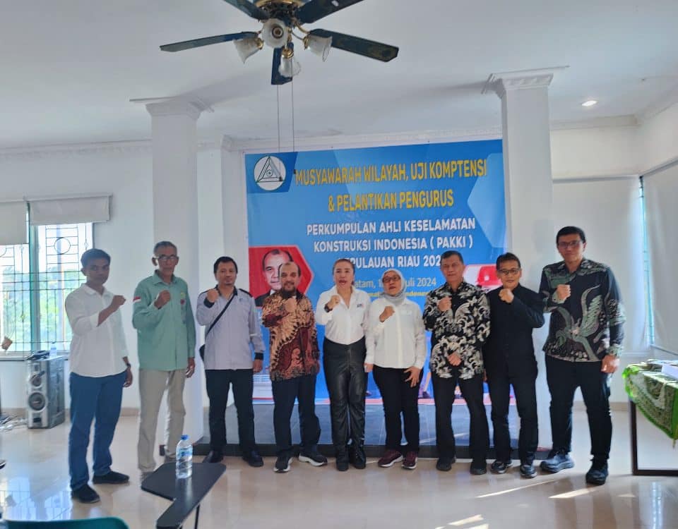Wakil Rektor 1 ITEBA Hadiri Pelantikan DPW PAKKI Provinsi Kepulauan Riau
