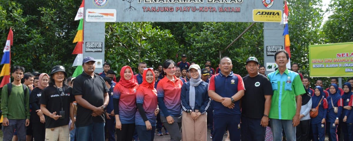 Mahasiswa ITEBA Ikut Serta dalam Penanaman Mangrove Bersama Bakamla Barat