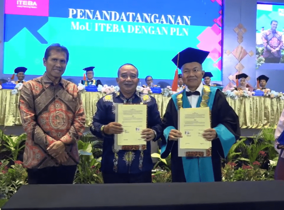 ITEBA dan PLN Batam Tandatangani MoU Kerja Sama di Acara Wisuda Ke-3