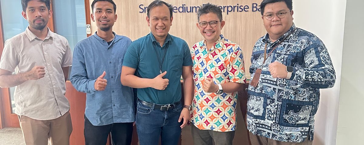 ITEBA dan Bank Mandiri Jajaki Kolaborasi Penelitian Digitalisasi Bank Sampah Berbasis IoT dan Fintech ITEBA dan Bank Mandiri Jajaki Kolaborasi Penelitian Digitalisasi Bank Sampah Berbasis IoT dan Fintech