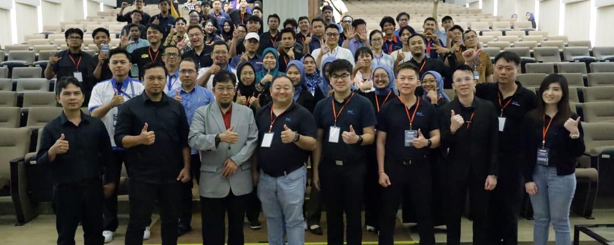 ITEBA Gandeng PT MOI dan SICK Sensor Intelligence Gelar Seminar Inovasi Industri 4.0 ITEBA Gandeng PT MOI dan SICK Sensor Intelligence Gelar Seminar Inovasi Industri 4.0