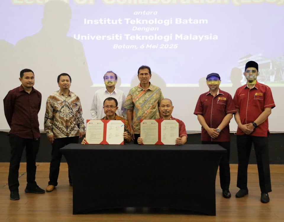 ITEBA dan UTM Resmikan Kolaborasi Strategis Lewat Letter of Collaboration (LoC) Signing di Hadapan Civitas Akademika ITEBA
