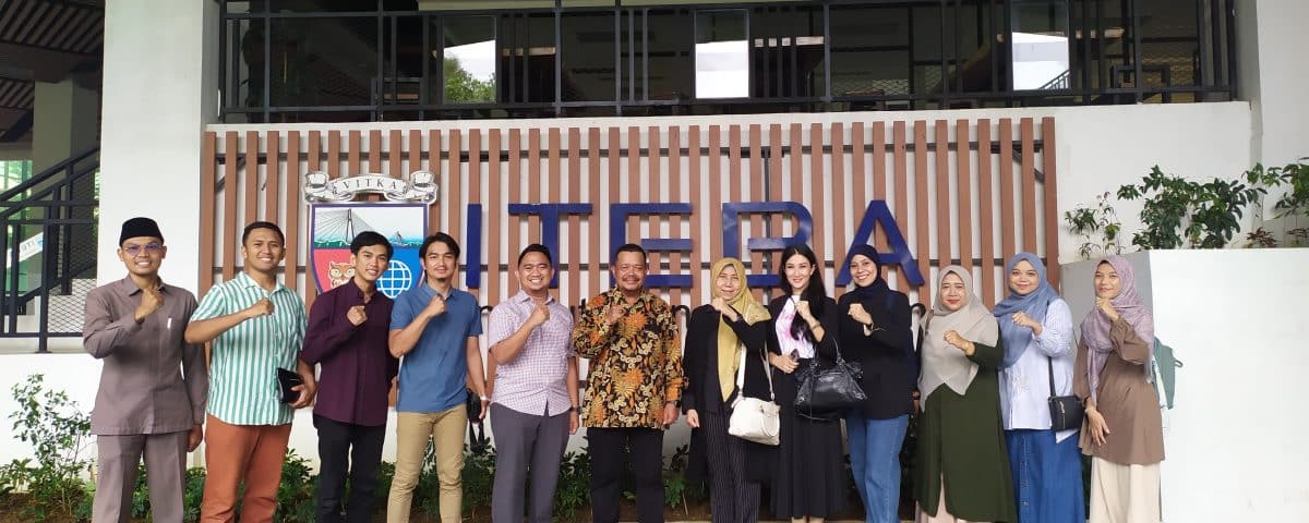 Meeting Audiensi Seleksi PPAN 2025 Digelar di ITEBA, PCMI dan Dispora Kepri Dorong Mahasiswa Raih Peluang Global Meeting Audiensi Seleksi PPAN 2025 Digelar di ITEBA, PCMI dan Dispora Kepri Dorong Mahasiswa Raih Peluang Global