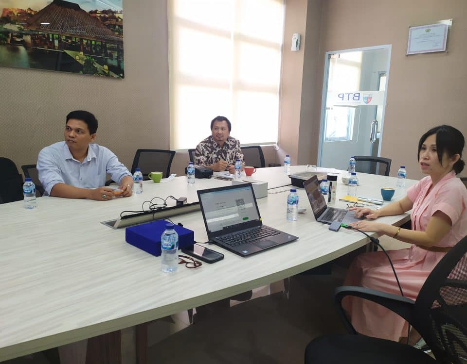 Raffles University Malaysia Kunjungi ITEBA, Bahas Potensi Kolaborasi Riset dan Inovasi Teknologi AI dalam Pembelajaran