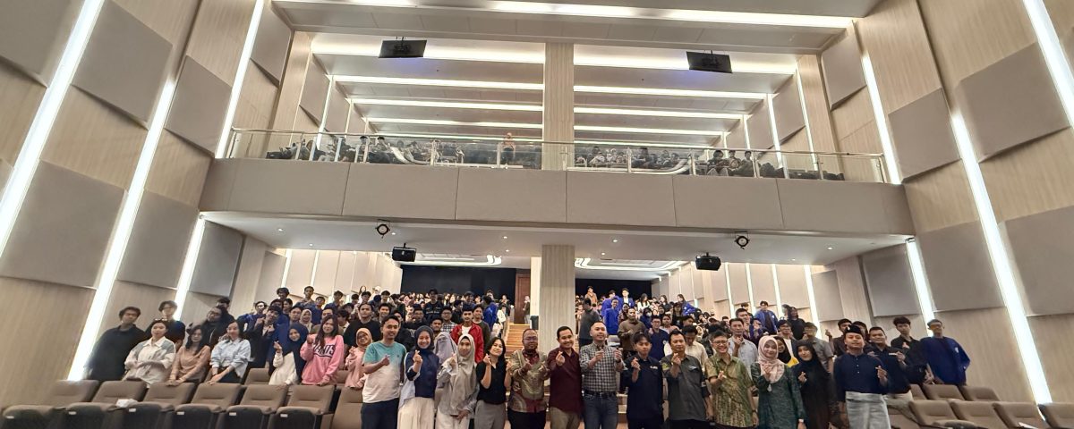 Seminar Pasar Modal di ITEBA: Mengedukasi Mahasiswa Menjadi Investor Cerdas Sejak Dini Seminar Pasar Modal di ITEBA: Mengedukasi Mahasiswa Menjadi Investor Cerdas Sejak Dini