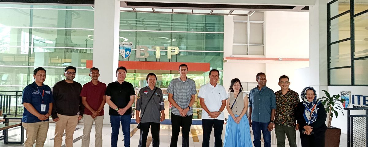 Kolaborasi ITEBA dan Raffles University: Eksplorasi Strategis AI untuk Dunia Pendidikan Kolaborasi ITEBA dan Raffles University: Eksplorasi Strategis AI untuk Dunia Pendidikan