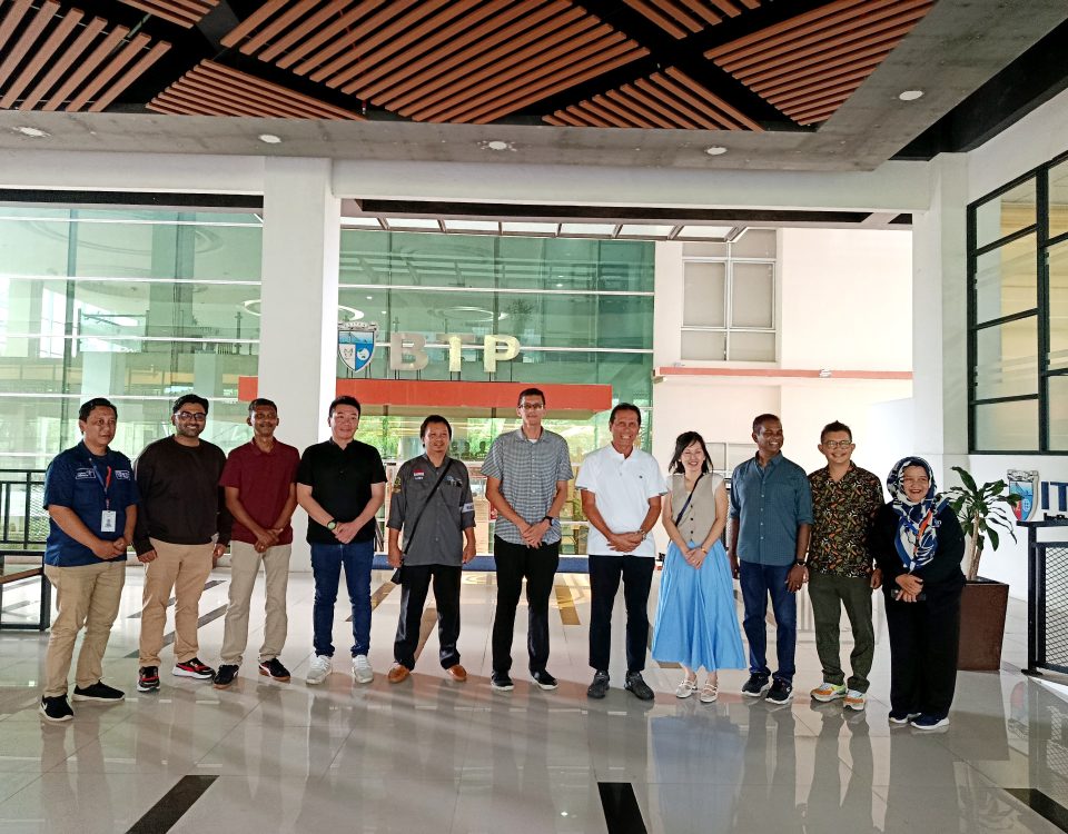 Kolaborasi ITEBA dan Raffles University: Eksplorasi Strategis AI untuk Dunia Pendidikan