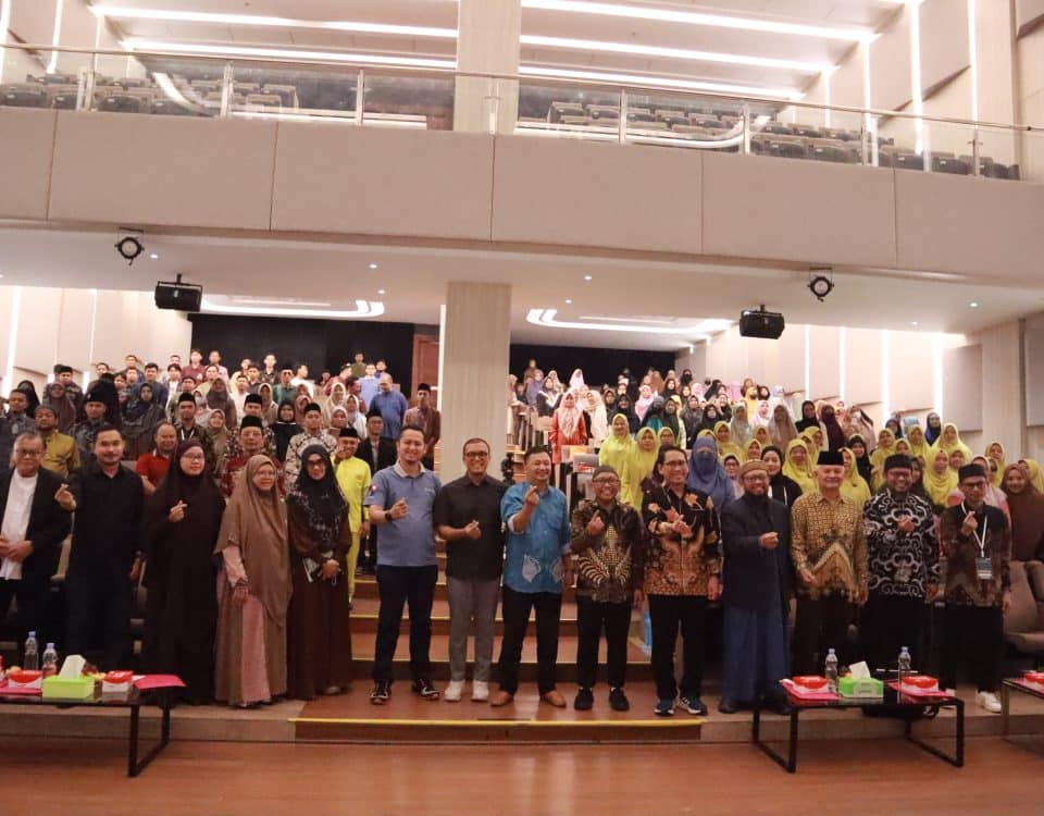 Quranic School Baitul Hikmah Harun ar Rasyid Batam Gandeng ITEBA Sebagai Tuan Rumah Dalam Seminar Internasional Mendidik Generasi Alpha