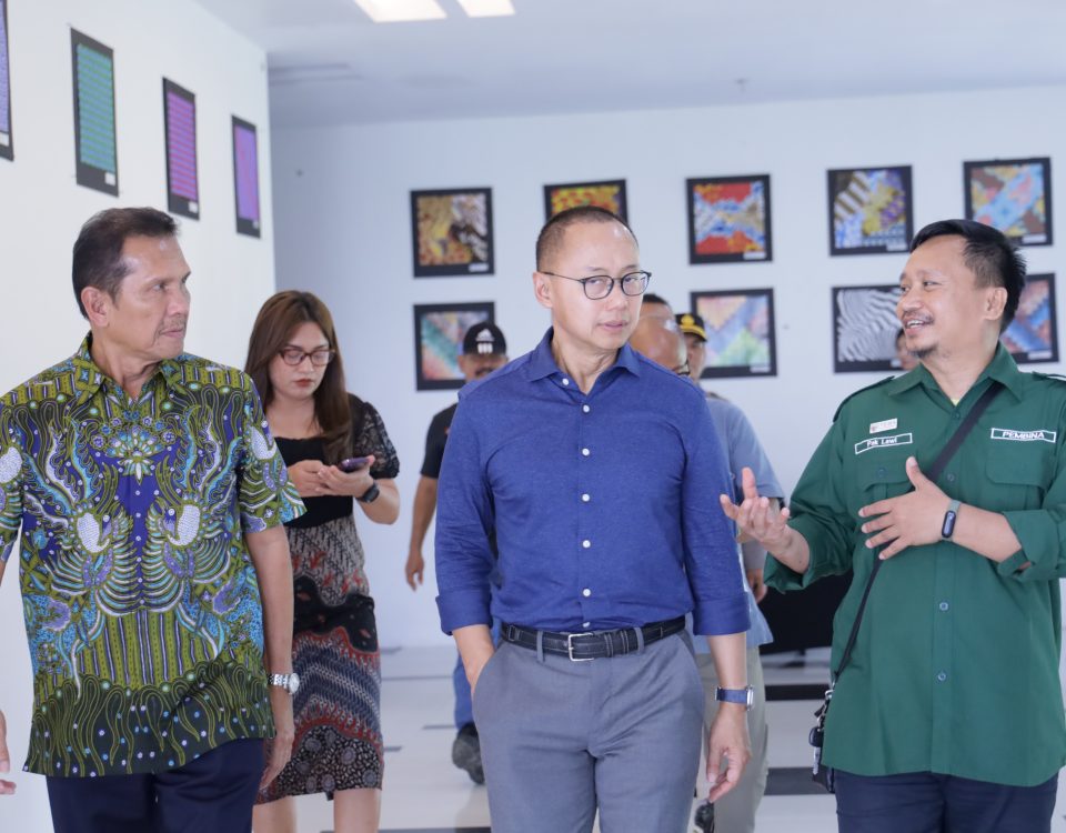 Wakil Ketua MPR RI Eddy Soeparno Kunjungi ITEBA, Tinjau Fasilitas dan Dorong Penguatan Pendidikan Vokasi di Batam