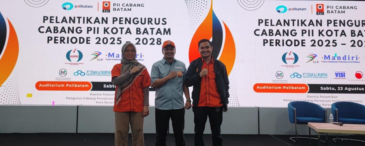 Dua Dosen ITEBA Resmi Dilantik Sebagai Pengurus Cabang PII Kota Batam Periode 2025–2028 Dua Dosen ITEBA Resmi Dilantik Sebagai Pengurus Cabang PII Kota Batam Periode 2025–2028