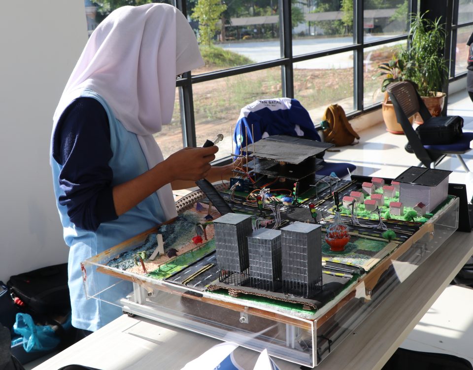 Cyber Craft Expo 2.0 Mahasiswa Teknik Komputer ITEBA Tampilkan Inovasi Digital dan Ajang Kompetisi Robotik