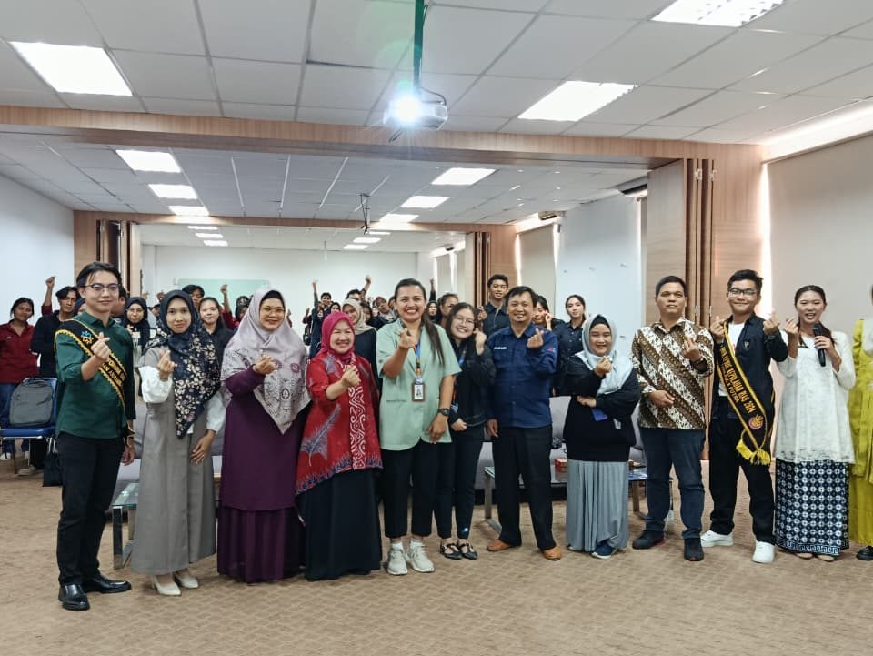 Penandatanganan PKS ITEBA dan Perwakilan BKKBN Kepri, Mahasiswa Dibekali Edukasi Kesehatan Reproduksi.