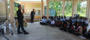 Tingkatkan Kompetensi Siswa RPL, SMKN 10 Batam Hadirkan Guru Tamu dari Institut Teknologi Batam (ITEBA)