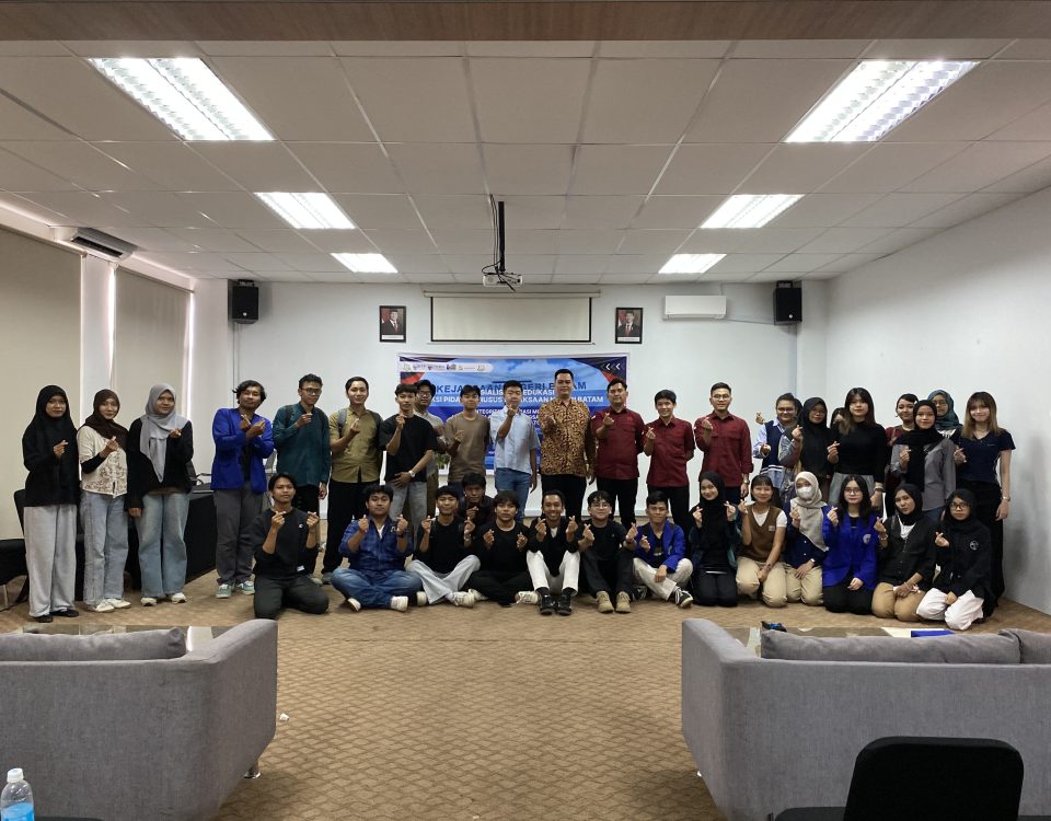 Bangun Karakter dan Integritas, Mahasiswa ITEBA Ikuti Edukasi Antikorupsi Bersama Kejari Batam
