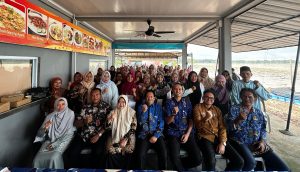 Atasi Ancaman Sampah Rumah Tangga, Kelurahan Tanjung Uma Gandeng ITEBA dalam Aksi Pemberdayaan Masyarakat