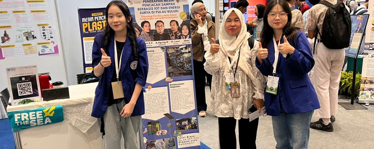 Perkuat Koneksi Inovasi Hijau, Dua Mahasiswa ITEBA Wakili Kampus di Ajang Internasional INVIROTECH 2026 Perkuat Koneksi Inovasi Hijau, Dua Mahasiswa ITEBA Wakili Kampus di Ajang Internasional INVIROTECH 2026