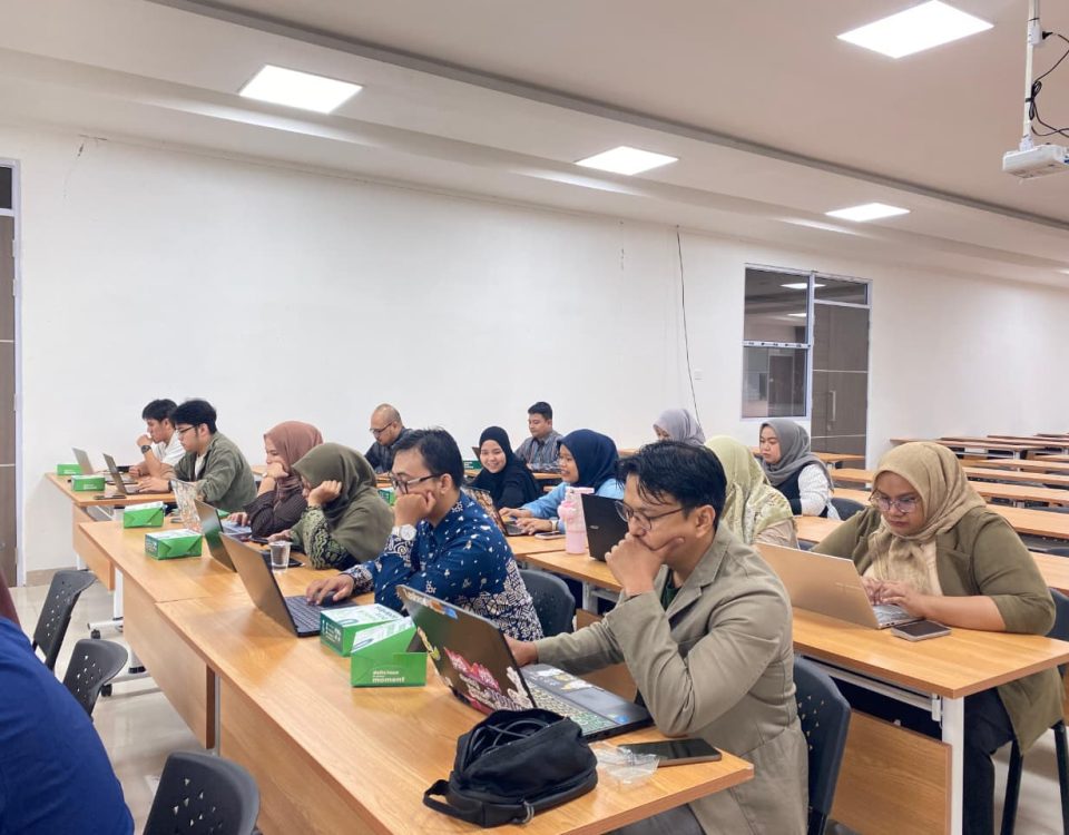 Perkuat Implementasi Kurikulum OBE, ITEBA Gelar Workshop Perancangan Asesmen CPL