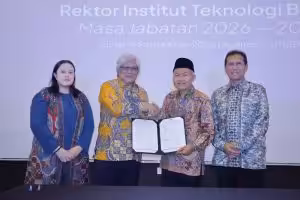 Prof. Dr. Ing. Ir. H. Hairul Abral Resmi Dilantik sebagai Rektor ITEBA Periode 2026–2030