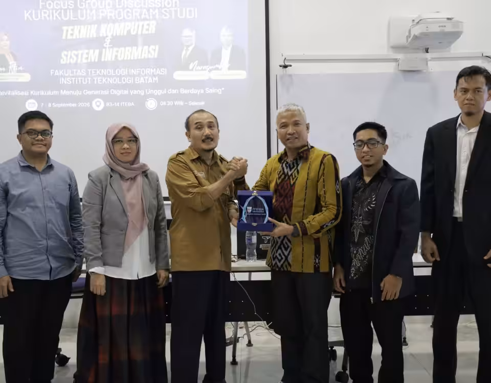 ITEBA Matangkan Kurikulum Sistem Informasi dan Teknik Komputer, Perkuat Kesesuaian dengan Kebutuhan Industri ITEBA Matangkan Kurikulum Sistem Informasi dan Teknik Komputer, Perkuat Kesesuaian dengan Kebutuhan Industri