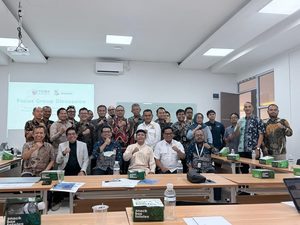 ITEBA Evaluasi Kurikulum Perdagangan Internasional, Perkuat Link and Match dengan Kebutuhan Industri