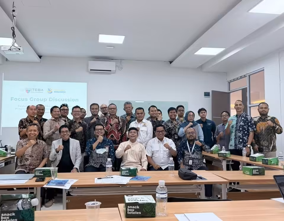 ITEBA Evaluasi Kurikulum Perdagangan Internasional, Perkuat Link and Match dengan Kebutuhan Industri ITEBA Evaluasi Kurikulum Perdagangan Internasional, Perkuat Link and Match dengan Kebutuhan Industri