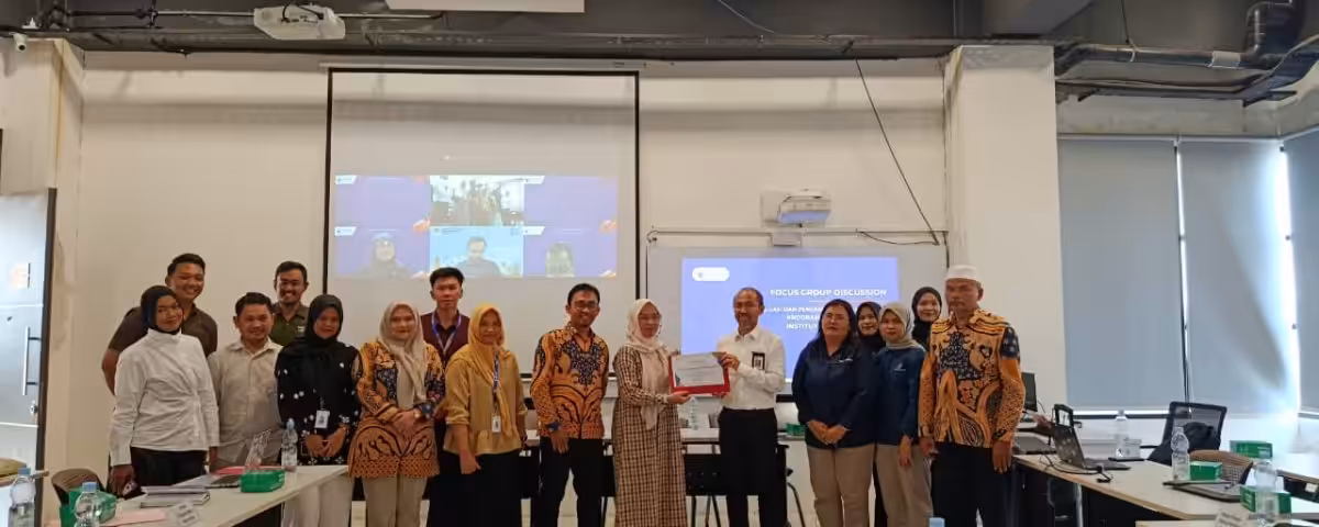 FGD Prodi Matematika ITEBA Perkuat Kurikulum Sesuai Kebutuhan Dunia Kerja FGD Prodi Matematika ITEBA Perkuat Kurikulum Sesuai Kebutuhan Dunia Kerja